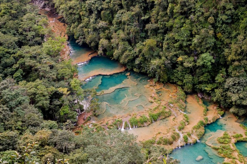 Hoe kom je van Antigua naar Lanquín, Guatemala?