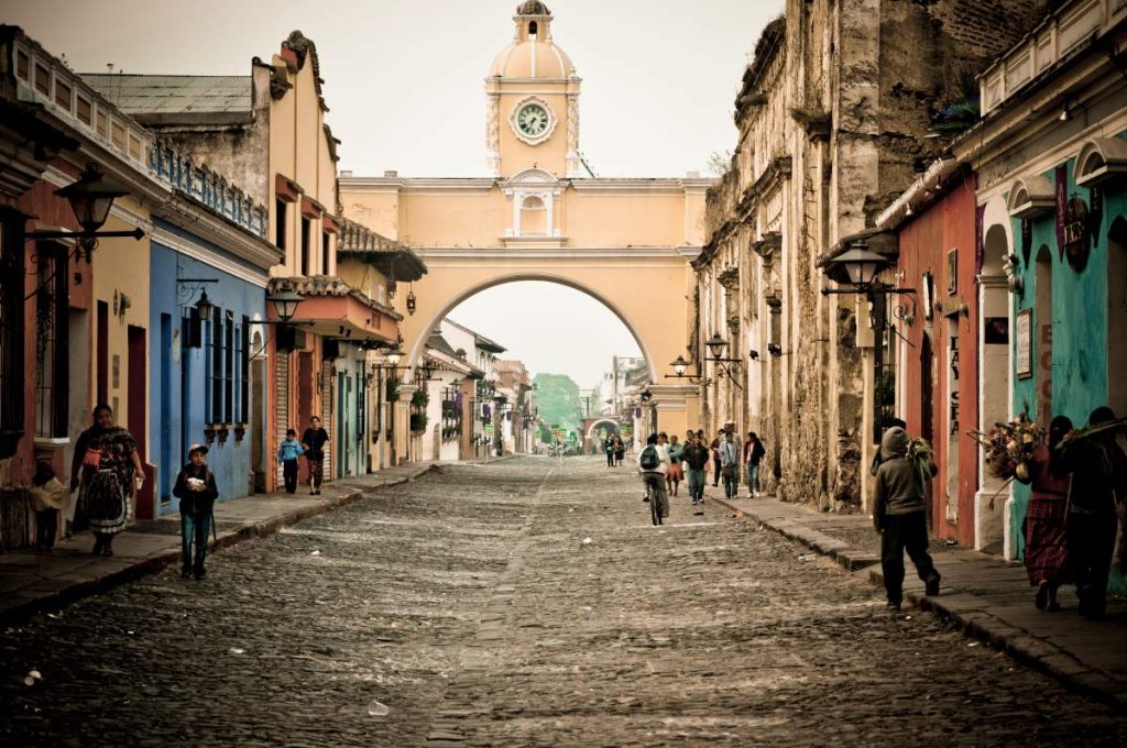 Wie kommt man von Flores nach Antigua, Guatemala 2 How to get from Flores to Antigua Guatemala2