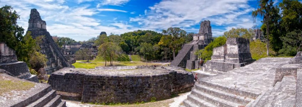 De Ciudad de Guatemala a Tikal