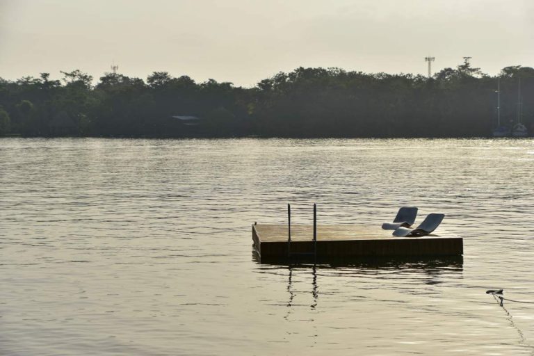 Hoe kom je van Tikal naar Rio Dulce, Guatemala?
